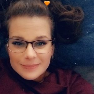 Meet your Posher, Stefanie